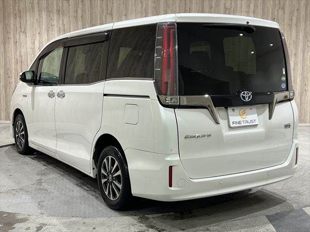 TOYOTA ESQUIRE HYBRID 2019
