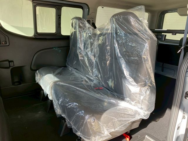 NISSAN CARAVAN van 2WD 2025