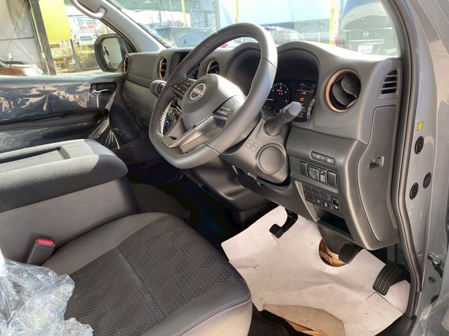 NISSAN CARAVAN van 2WD 2025