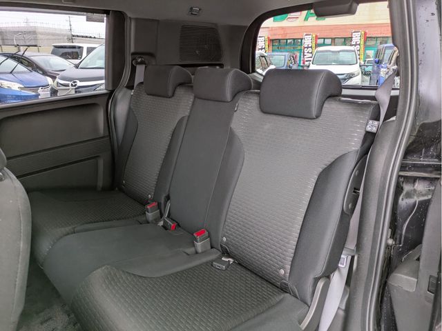 HONDA FREED Spike 2012