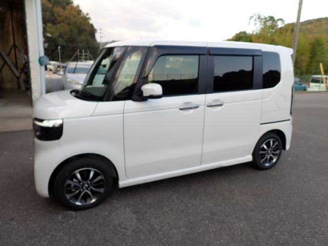 HONDA N BOX CUSTOM 2025