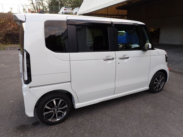 HONDA N BOX CUSTOM 2025