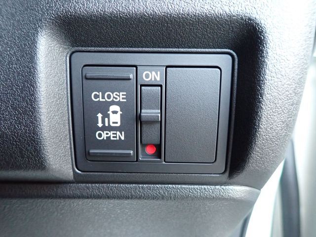 HONDA N BOX CUSTOM 2025