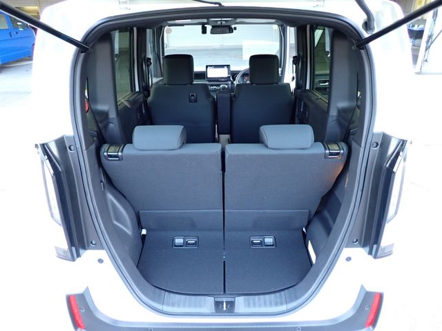 HONDA N BOX CUSTOM 2025