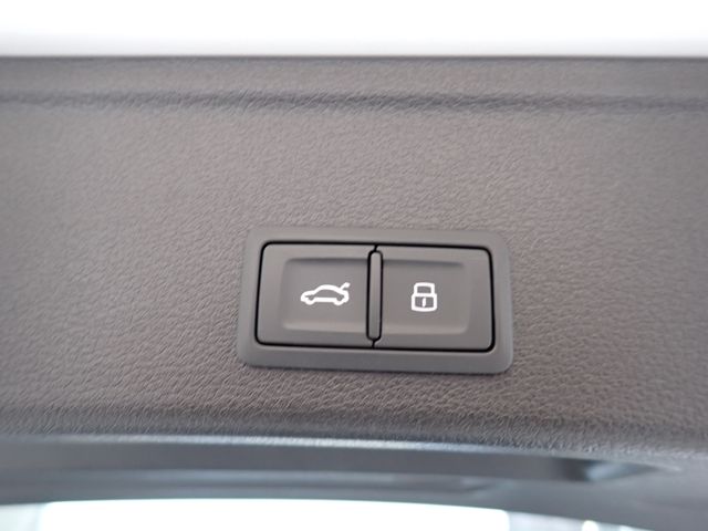 AUDI AUDI A4 AVANT 2023