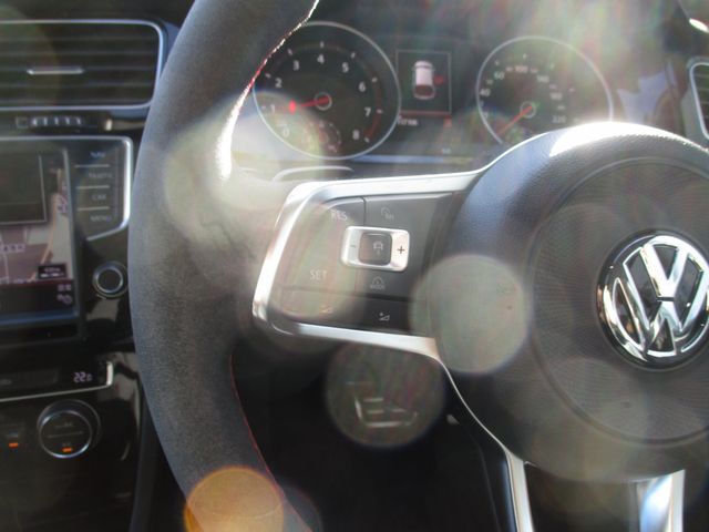 VOLKSWAGEN VOLKSWAGEN GOLF GTI 2016
