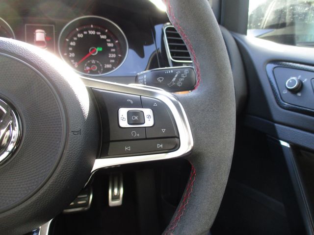 VOLKSWAGEN VOLKSWAGEN GOLF GTI 2016