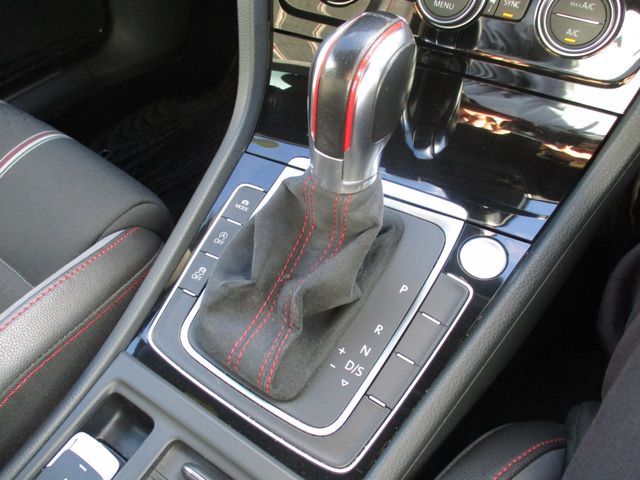 VOLKSWAGEN VOLKSWAGEN GOLF GTI 2016