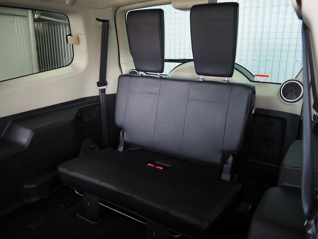 MITSUBISHI PAJERO wagon 2012