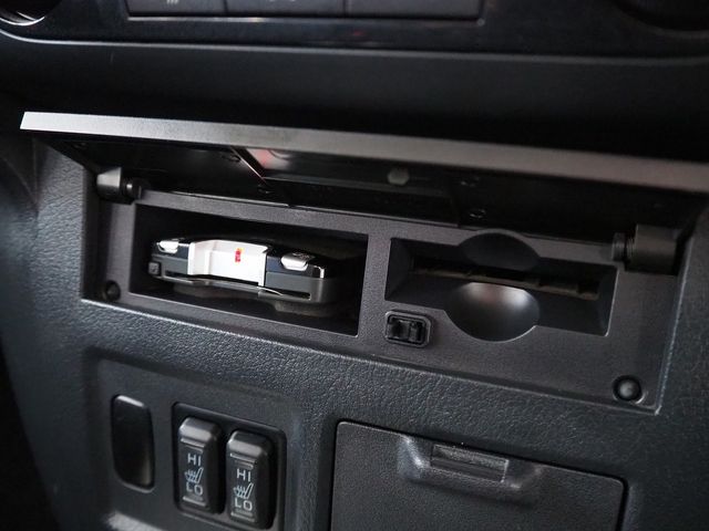 MITSUBISHI PAJERO wagon 2012