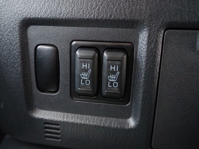 MITSUBISHI PAJERO wagon 2012