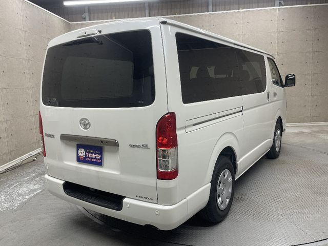 TOYOTA HIACE van 2WD 2025