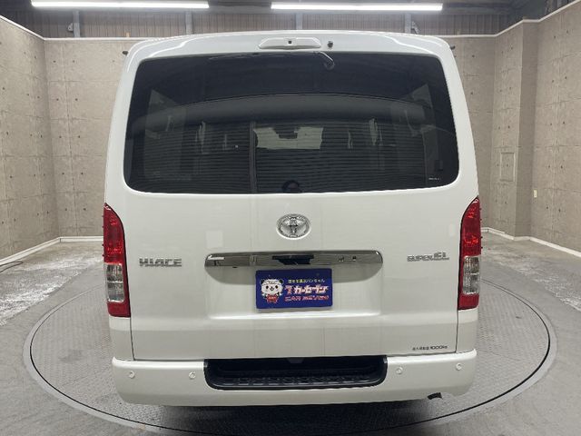 TOYOTA HIACE van 2WD 2025