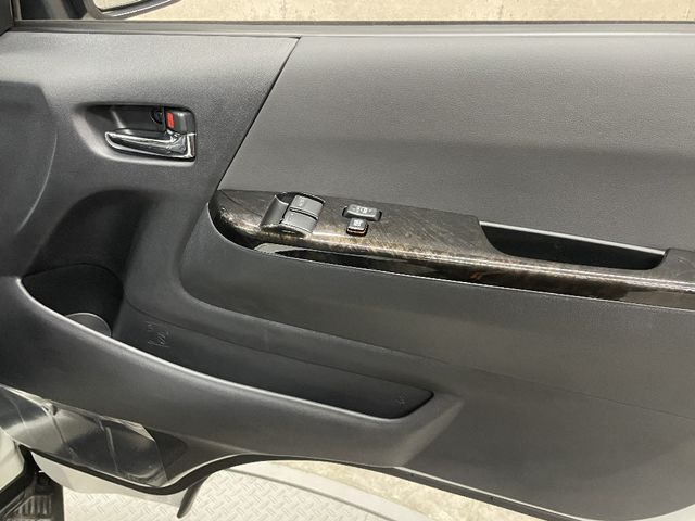 TOYOTA HIACE van 2WD 2025