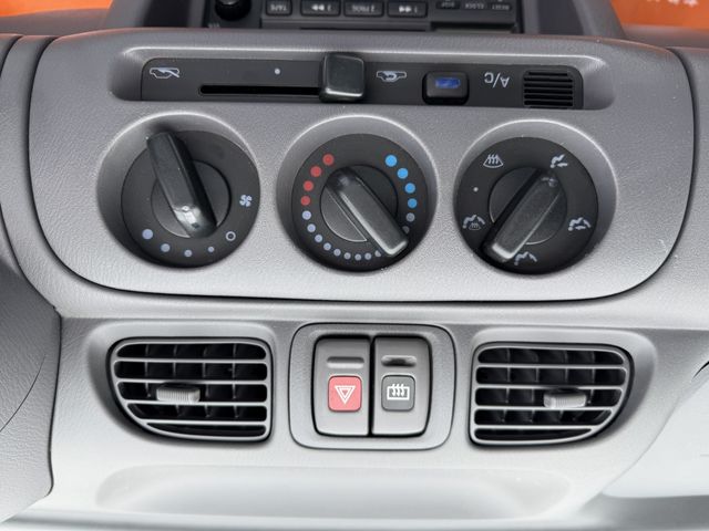 NISSAN MARCH open 1999