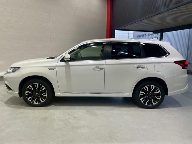 MITSUBISHI OUTLANDER PHEV 2017