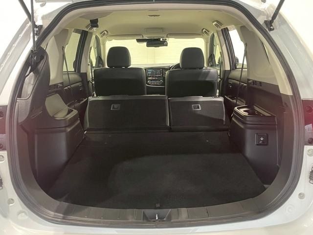 MITSUBISHI OUTLANDER PHEV 2017