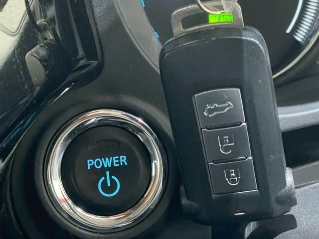 MITSUBISHI OUTLANDER PHEV 2017