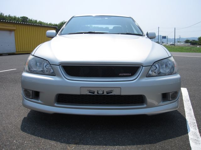 TOYOTA ALTEZZA 2002