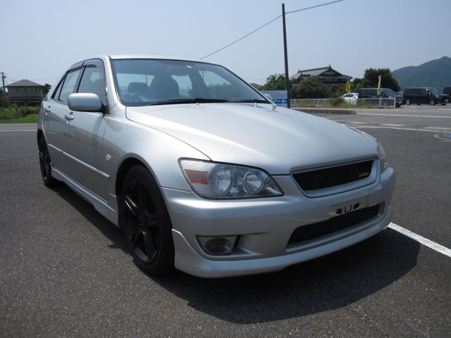 TOYOTA ALTEZZA 2002