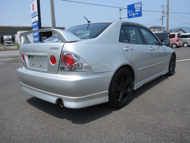 TOYOTA ALTEZZA 2002
