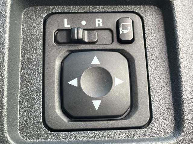 MITSUBISHI DELICA D:5 4WD 2017