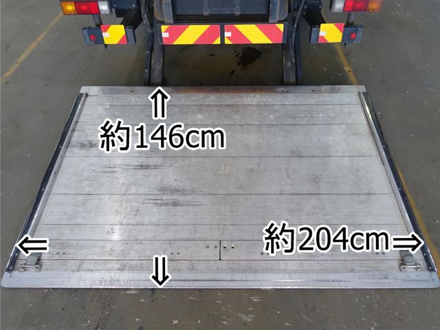 MITSUBISHI CANTER 2015