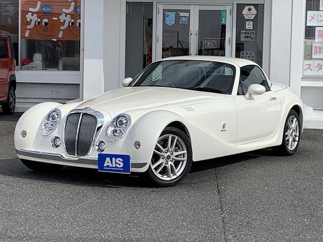 MITSUOKA Himiko 2011