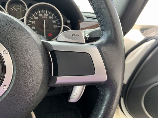 MITSUOKA Himiko 2011