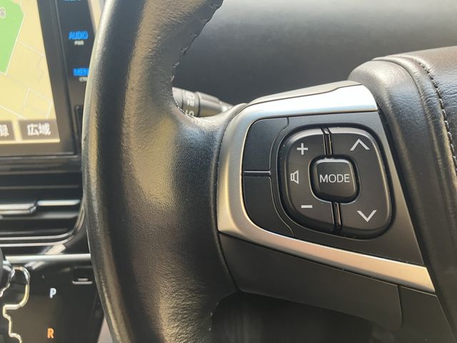 TOYOTA ESTIMA HYBRID 4WD 2017