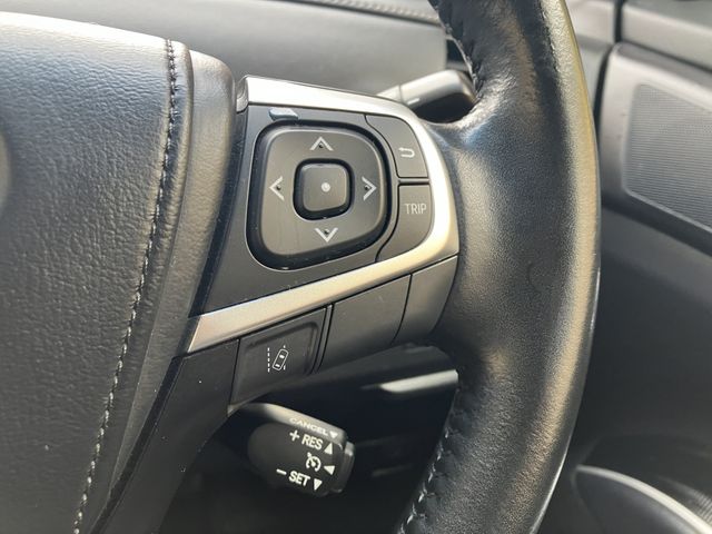 TOYOTA ESTIMA HYBRID 4WD 2017