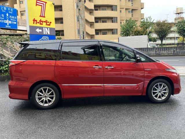 TOYOTA ESTIMA HYBRID 4WD 2017