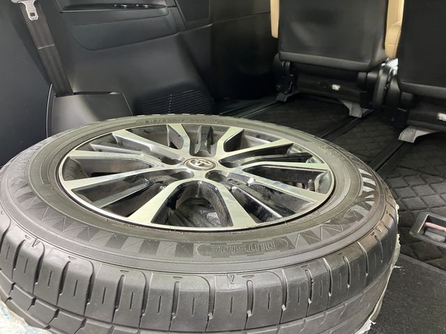 TOYOTA ESTIMA HYBRID 4WD 2017