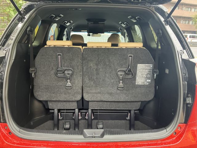 TOYOTA ESTIMA HYBRID 4WD 2017