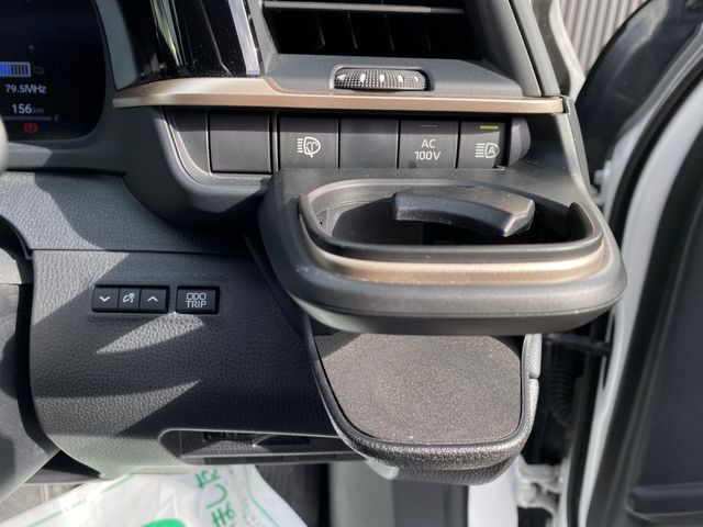 TOYOTA CROWN SPORT 2023