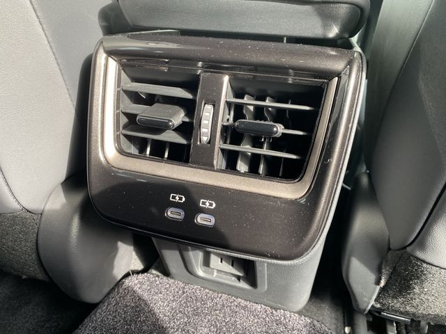 TOYOTA CROWN SPORT 2023