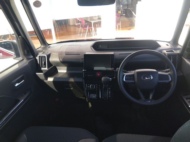 DAIHATSU TANTO CUSTOM 2023