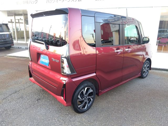 DAIHATSU TANTO CUSTOM 2023