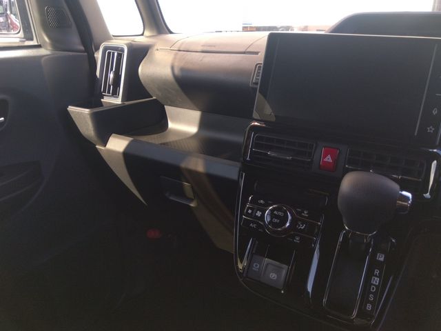 DAIHATSU TANTO CUSTOM 2023