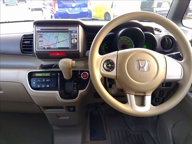 HONDA N BOX 2013