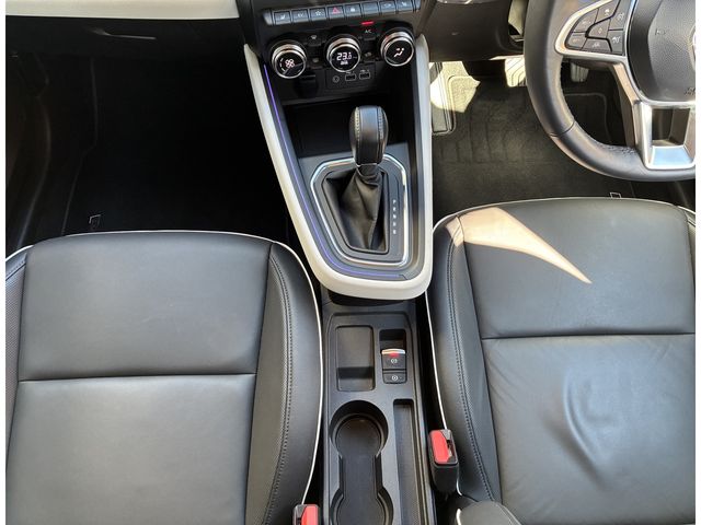 RENAULT RENAULT LUTECIA 2024