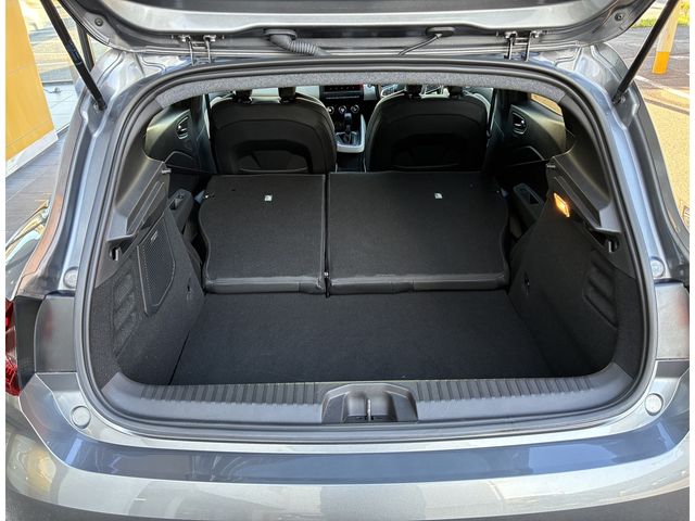 RENAULT RENAULT LUTECIA 2024