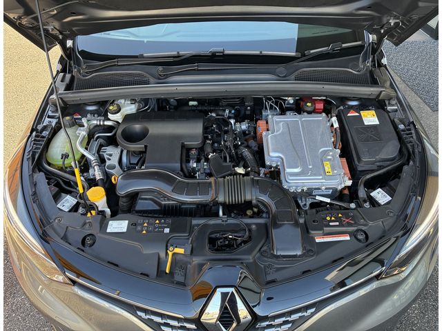 RENAULT RENAULT LUTECIA 2024