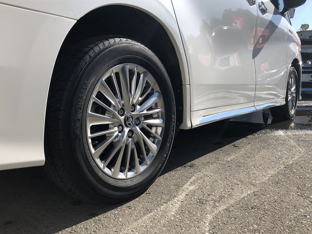 TOYOTA ALPHARD hybrid 4WD 2020