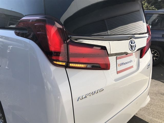 TOYOTA ALPHARD hybrid 4WD 2020