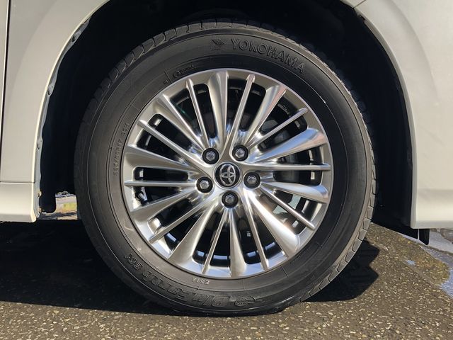 TOYOTA ALPHARD hybrid 4WD 2020