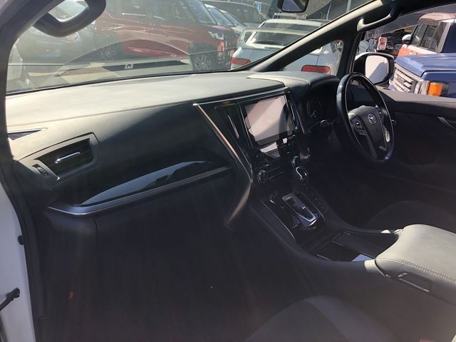 TOYOTA ALPHARD hybrid 4WD 2020