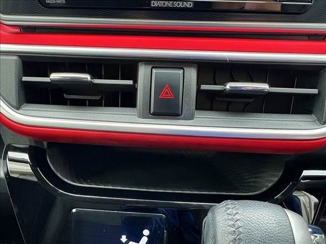 DAIHATSU CAST SPORT 2017