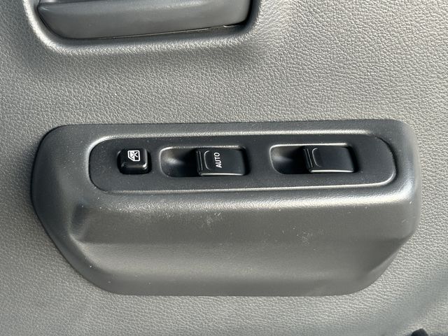 MITSUBISHI MINICAB truck 2015