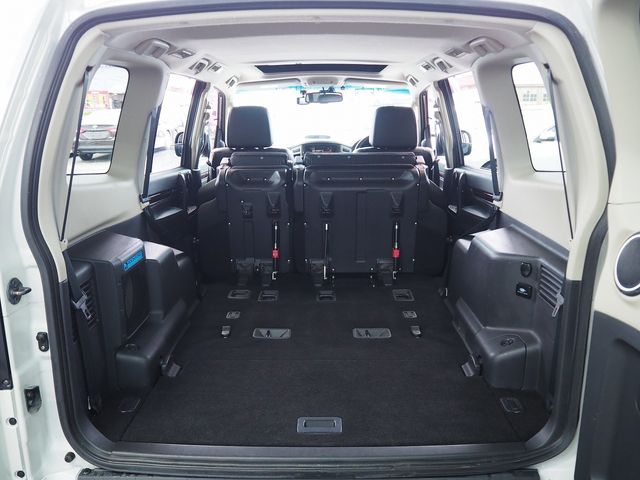 MITSUBISHI PAJERO wagon 2014